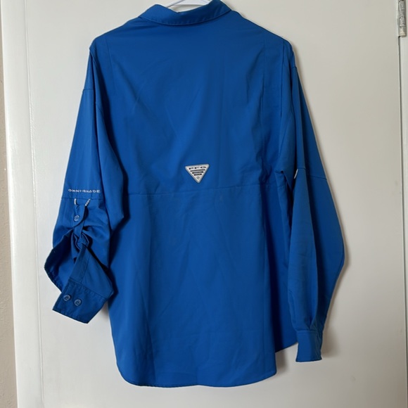 Columbia Button-Up - Picture 2 of 2